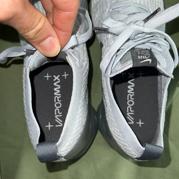 Nike Air VaporMax Flyknit 3 'White Reflect Silver' - Picture 12 of 16
